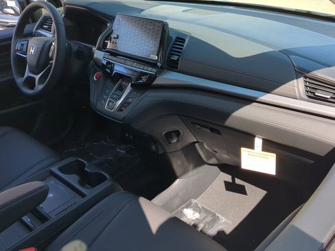 New 2026 Honda Odyssey EX-L image 16