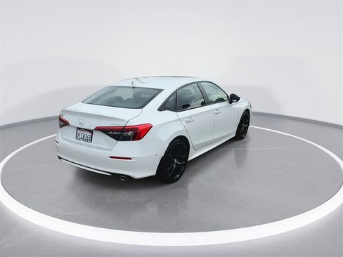 Used 2023 Honda Civic Sport image 14