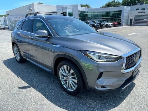 Used 2023 INFINITI QX50 Luxe AWD/4WD image 3