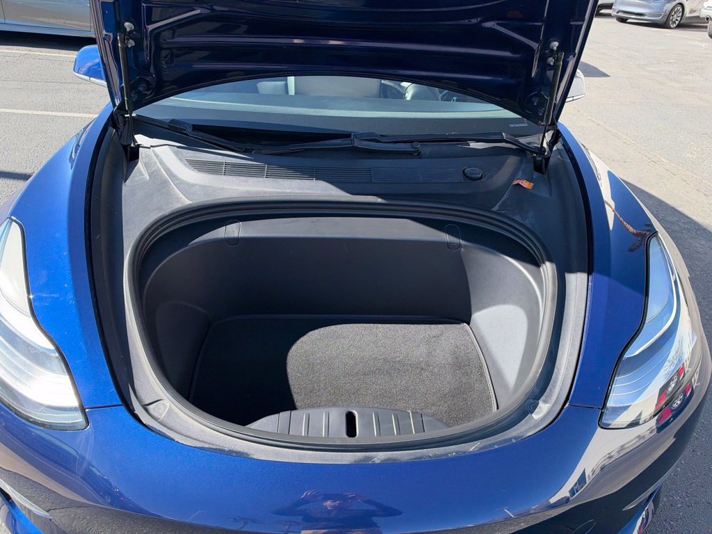 Used 2018 Tesla Model 3 Mid Range RWD image 21