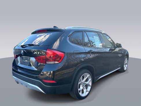Used 2015 BMW X1 sDrive28i image 3