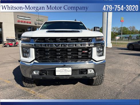 Used 2022 Chevrolet Silverado 2500 LT w/ Convenience Package image 3