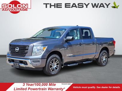 Used 2024 Nissan Titan SV w/ SV Convenience Package