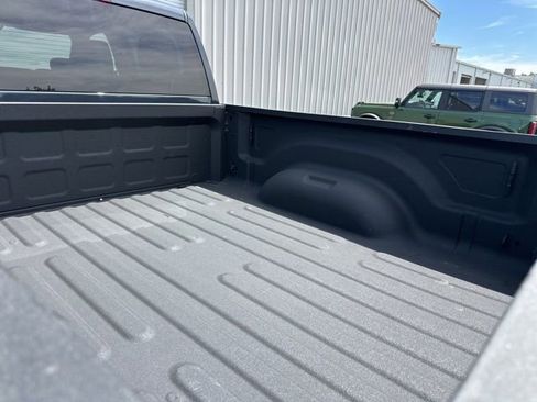Used 2025 RAM 2500 Big Horn AWD/4WD image 13
