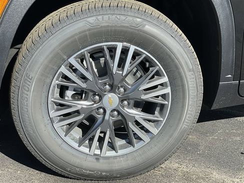 New 2026 Chevrolet Traverse LT image 40