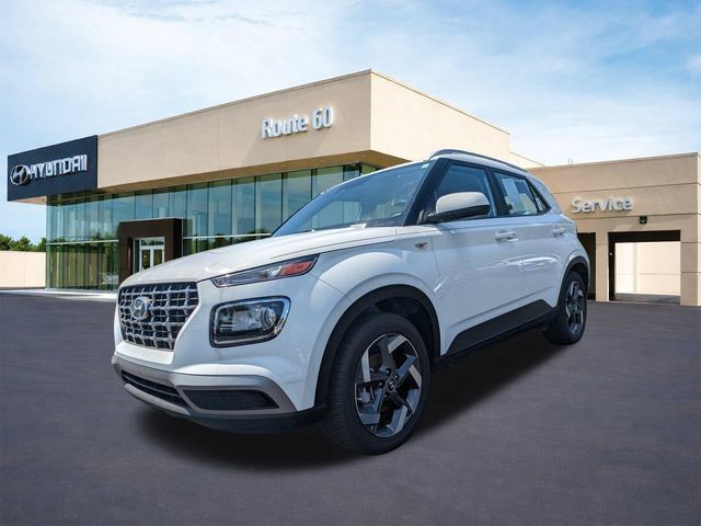 Used 2026 Hyundai Venue SEL FWD image 8