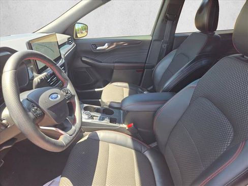 Used 2024 Ford Escape ST-Line w/ Tech Pack #1 FWD image 15