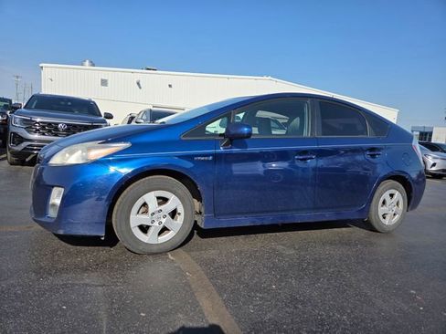 Used 2010 Toyota Prius Two image 1