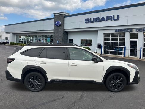 Certified 2023 Subaru Outback Onyx Edition image 8