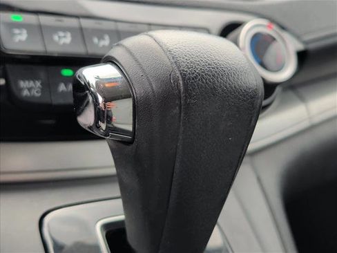 Used 2016 Honda CR-V SE image 10