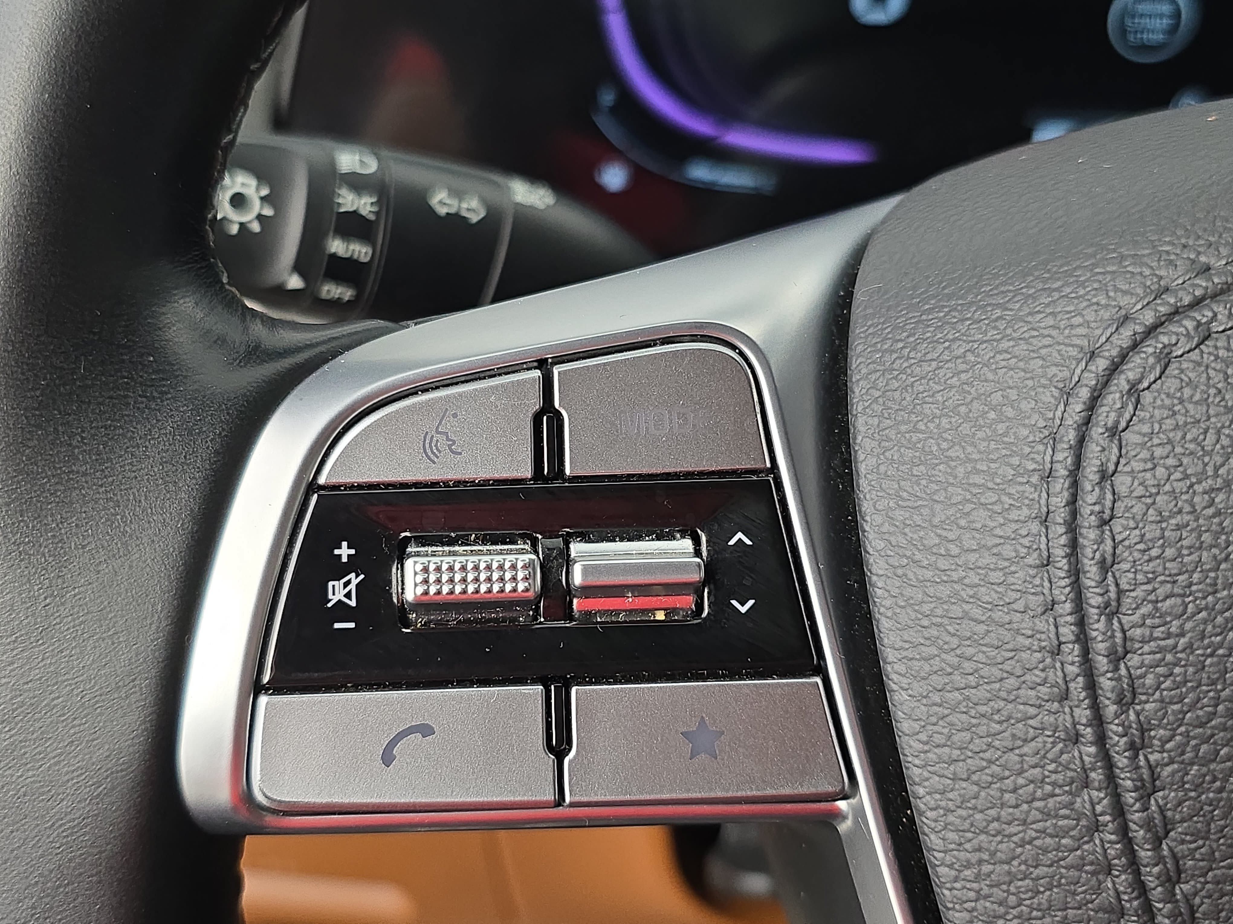 Used 2025 Kia Telluride EX X-Line AWD/4WD image 21