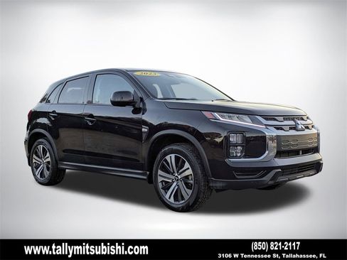 Used 2023 Mitsubishi Outlander Sport ES image 1