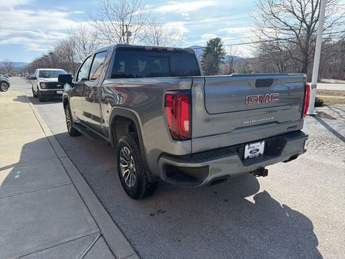 Used 2022 GMC Sierra 1500 AT4 w/ AT4 Premium Package AWD/4WD image 5