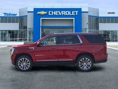 New 2026 GMC Yukon Denali w/ Denali Reserve Package image 4