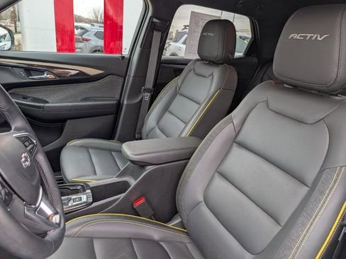 Used 2025 Chevrolet TrailBlazer ACTIV w/ Convenience Package AWD/4WD image 6