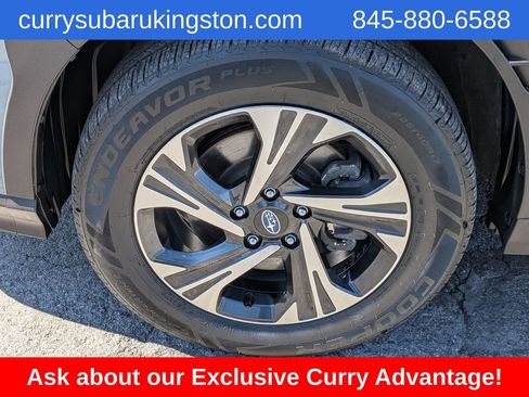 Used 2024 Subaru Crosstrek 2.0i Premium image 11