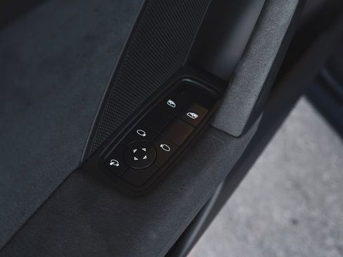 Used 2024 Porsche 911 Carrera GTS image 30