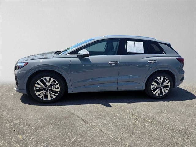 Used 2023 Audi Q4 e-tron Premium Plus w/ Premium Plus RWD image 6