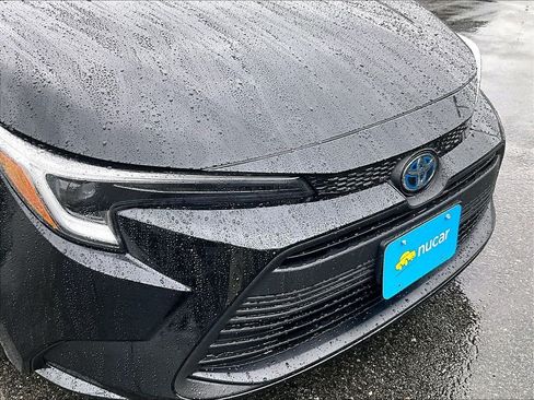 Used 2024 Toyota Corolla Hybrid Sedan FWD image 32