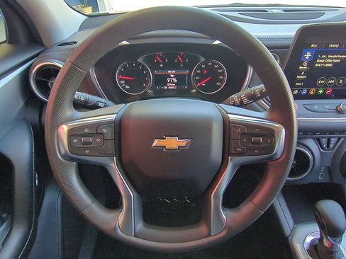 Used 2025 Chevrolet Blazer LT FWD image 14