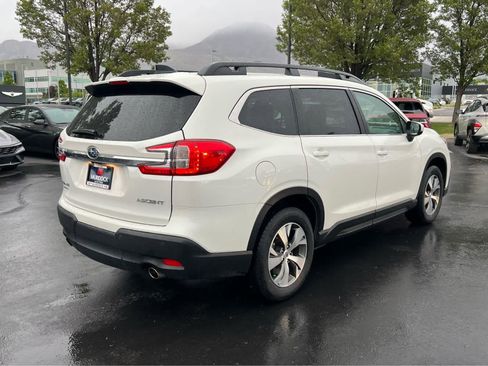 Used 2025 Subaru Ascent Premium AWD/4WD image 7