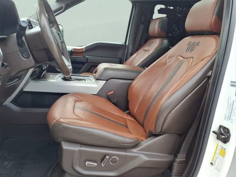 Used 2018 Ford F150 King Ranch w/ Equipment Group 601A Luxury AWD/4WD image 12