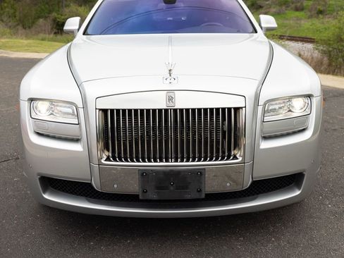 Used 2013 Rolls-Royce Ghost image 15