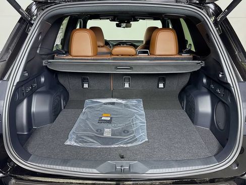 New 2026 Subaru Forester Touring AWD/4WD image 27