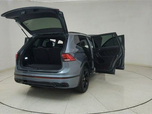 Used 2023 Volkswagen Tiguan SE R-Line image 75