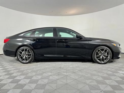 Used 2022 Honda Accord Sport image 26