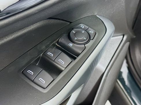 New 2026 Chevrolet Trax LS image 11