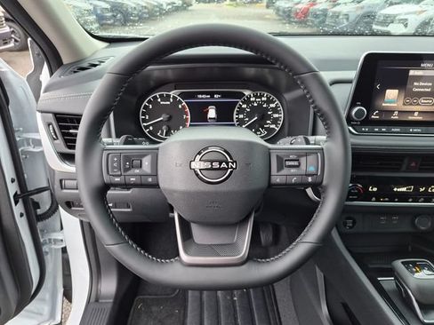 Used 2026 Nissan Rogue Dark Armor FWD image 14