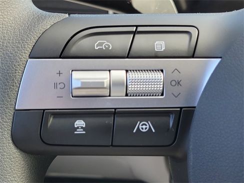 New 2026 Hyundai Tucson SEL image 8