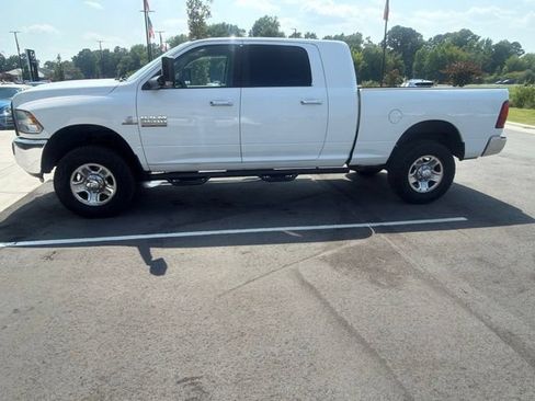 Used 2015 RAM 2500 SLT AWD/4WD image 5