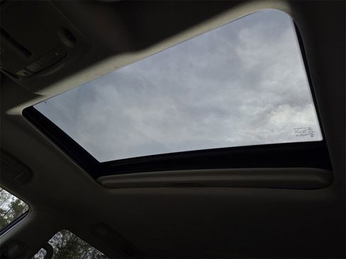 Used 2023 Nissan Armada Platinum w/ Captain's Chairs Package image 13