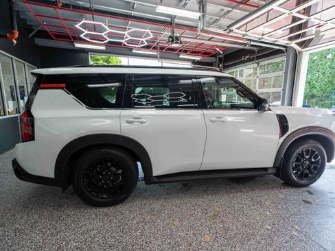 Used 2026 Nissan Armada PRO-4X AWD/4WD image 4