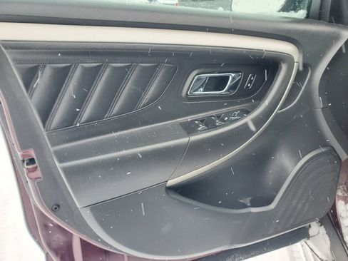 Used 2018 Ford Taurus SEL w/ Equipment Group 201A image 10