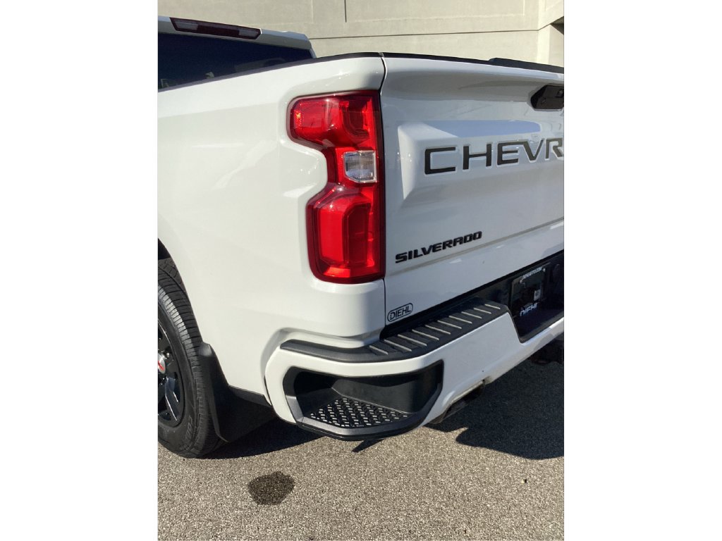 Used 2021 Chevrolet Silverado 1500 RST AWD/4WD image 18