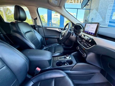 Used 2020 Ford Escape SEL AWD/4WD image 23