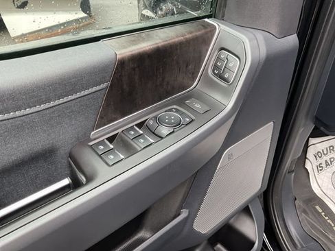 Used 2023 Ford F250 Lariat w/ Lariat Ultimate Package AWD/4WD image 45