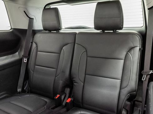 Used 2019 GMC Acadia SLT FWD image 23
