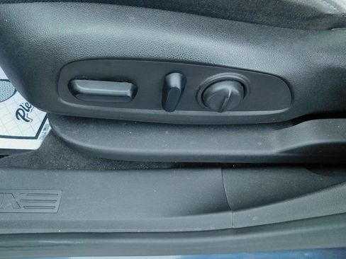 Used 2019 Chevrolet Equinox LS w/ LS Convenience Package image 25