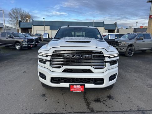 New 2026 RAM 2500 Laramie w/ Sport Appearance Package AWD/4WD image 8