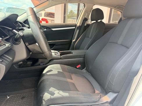 Used 2018 Honda Civic EX image 4