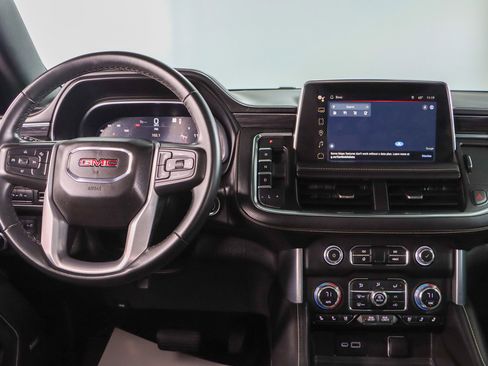 Used 2023 GMC Yukon SLT image 18