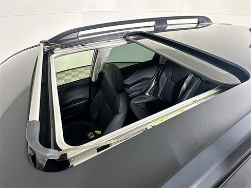 Used 2021 Subaru Forester Premium image 14