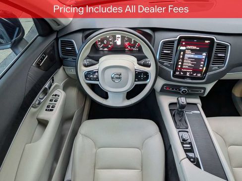 Used 2020 Volvo XC90 T6 Momentum AWD/4WD image 17