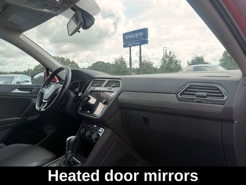 Used 2018 Volkswagen Tiguan SEL image 17