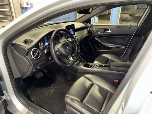 Used 2019 Mercedes-Benz GLA 250 4MATIC image 28