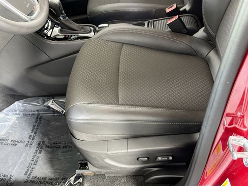 Used 2020 Buick Encore Preferred image 18